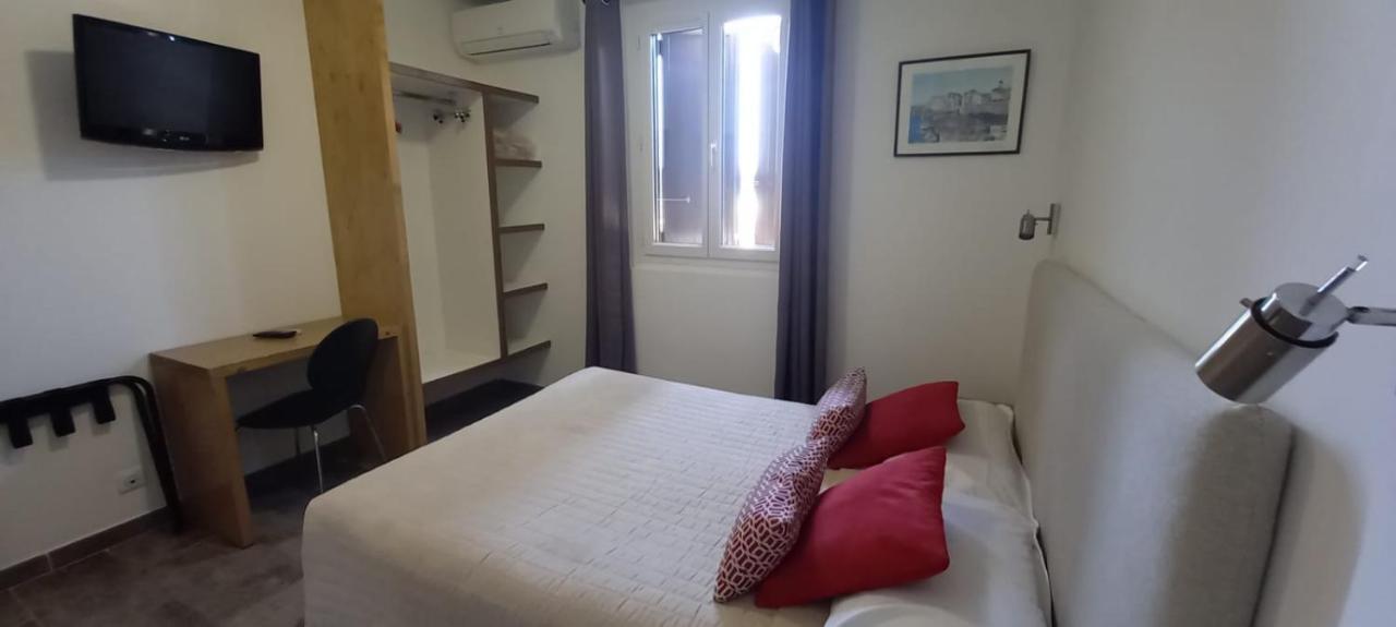 Hotel Du Golfe بونيفَسْيو المظهر الخارجي الصورة
